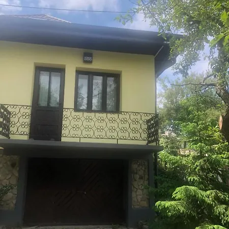 Holiday home Casuta Mamaiei Lizeta - *